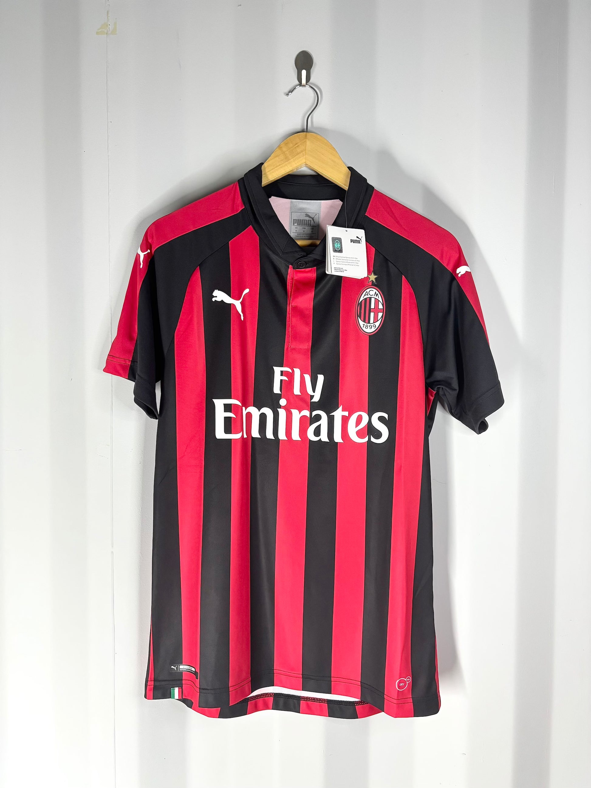 Camiseta AC Milan 2019 local marca Puma player issue