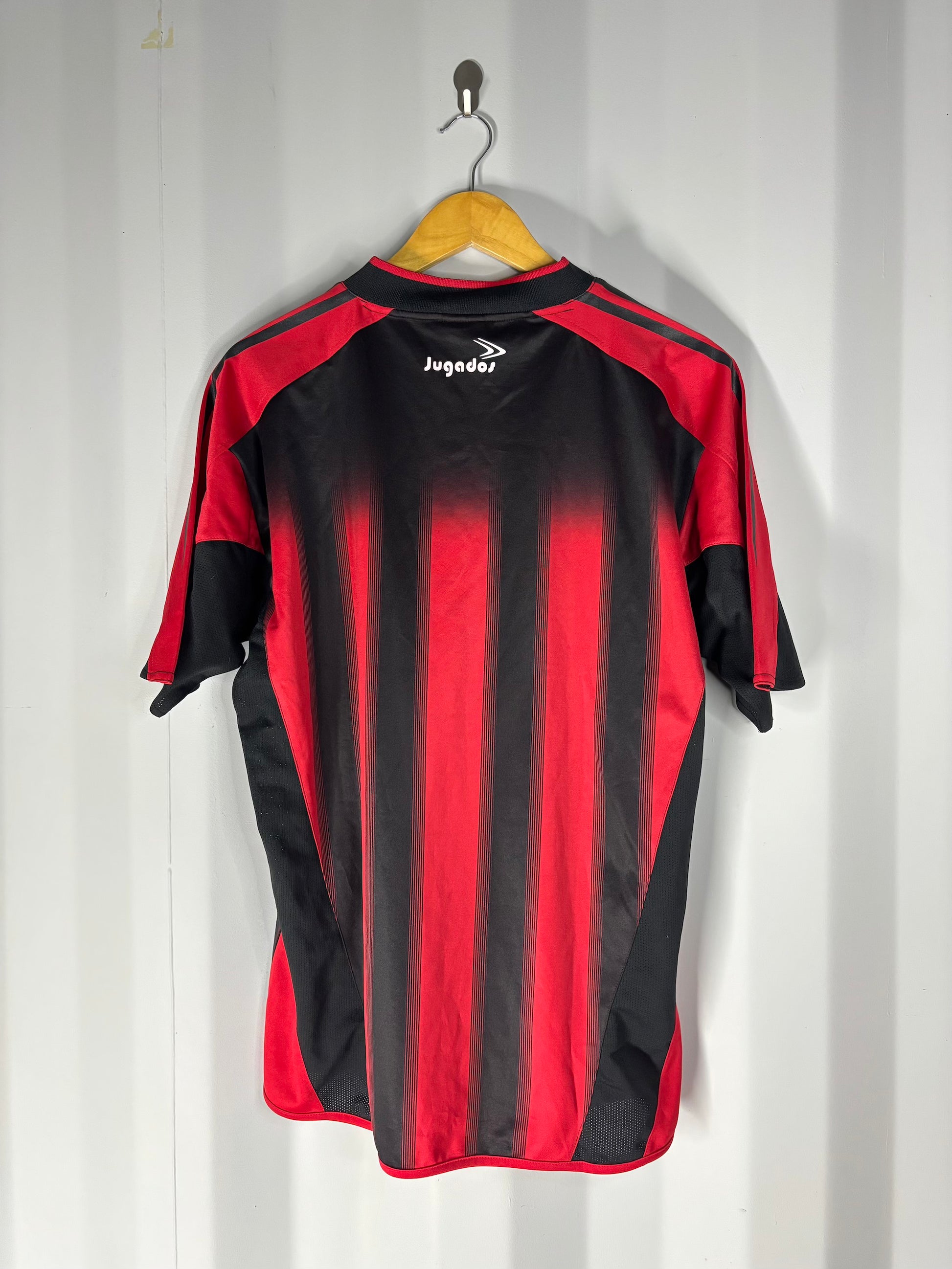 Camiseta local de Alajuelense 2007. Parte trasera.