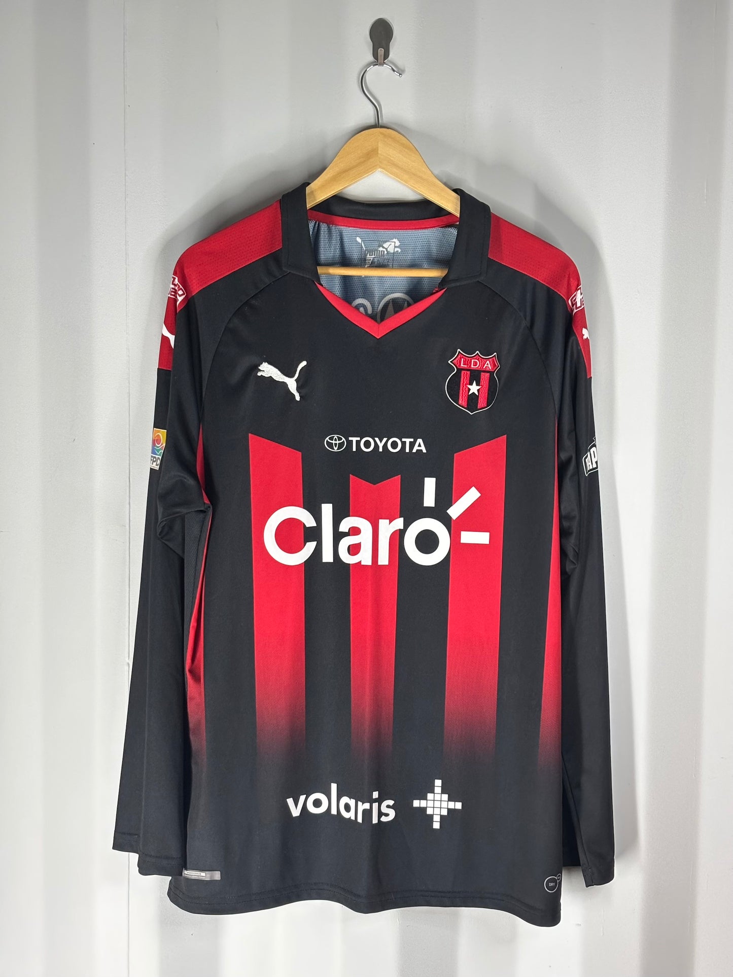 Camiseta Alajuelense 2017 local marca Puma