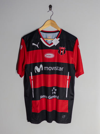 Frente del tercer uniforme de Alajuelense Puma 2015 original