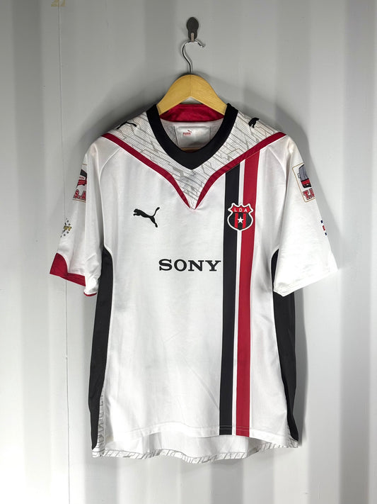 Camiseta de visitante de Liga Deportiva Alajuelense temporada 2010 Puma