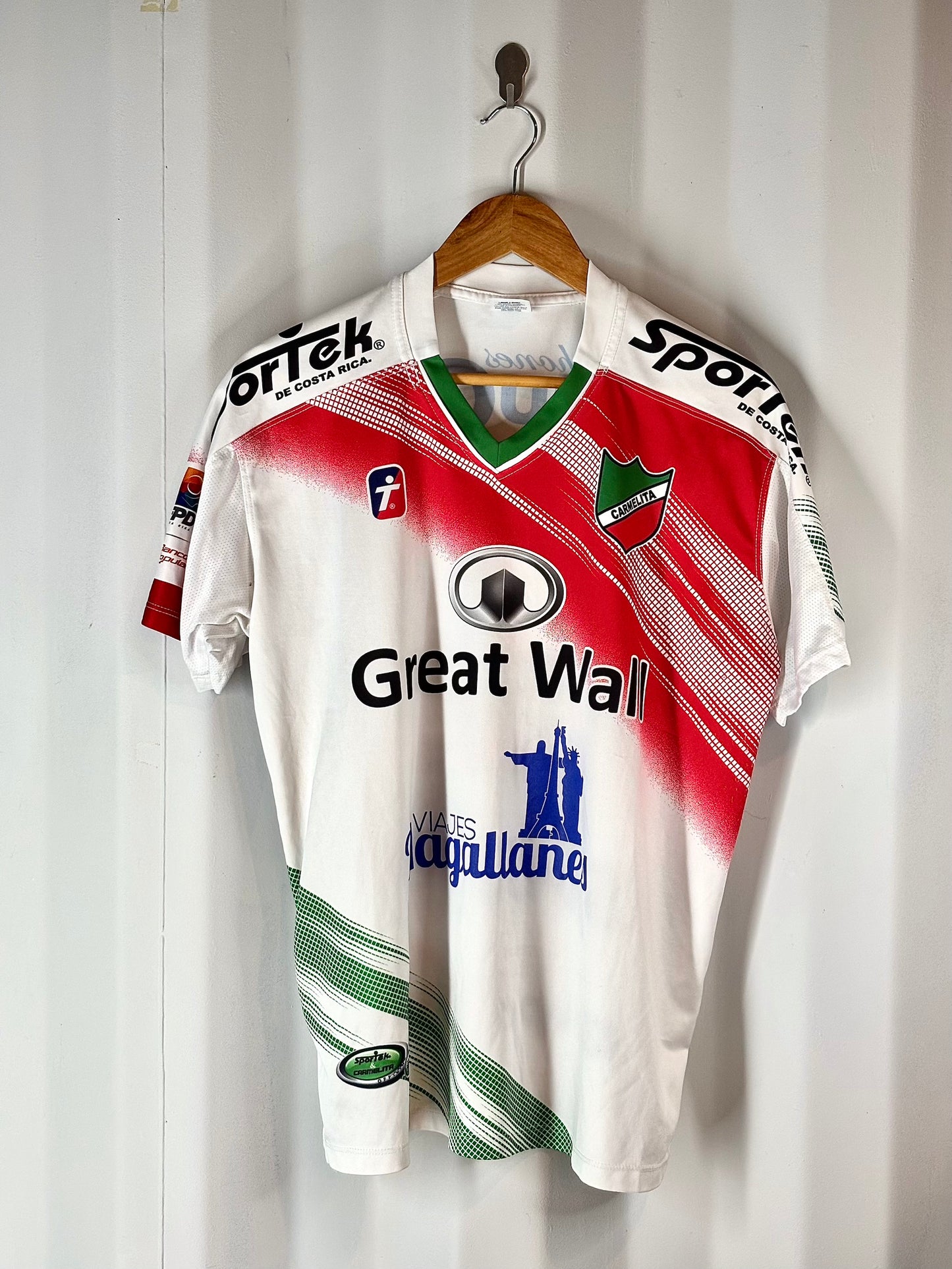 Camiseta Carmelita Sportek 2016 parte frontal