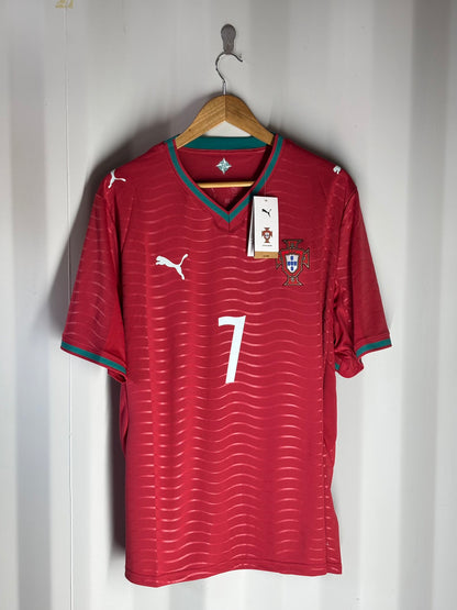 Camiseta de local Portugal Cristiano Ronaldo Puma 2026 front