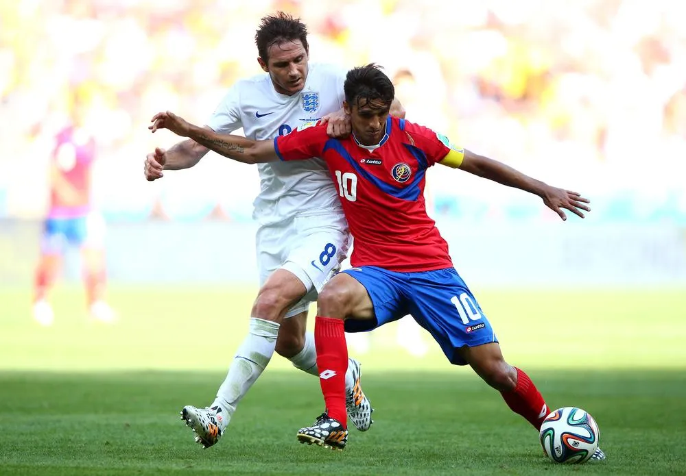 Selección de Costa Rica - 2014 - Local - Lotto - Talla L - "Ruiz B"