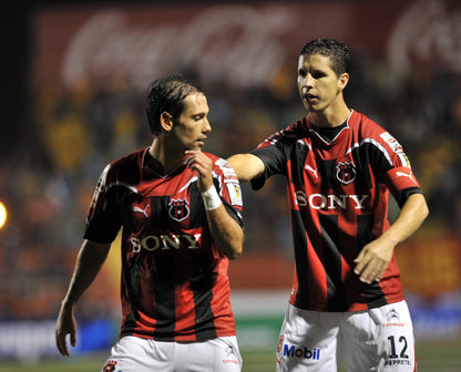 Pablo Gabas y Marcelo Sarvas con Alajuelense en 2011.