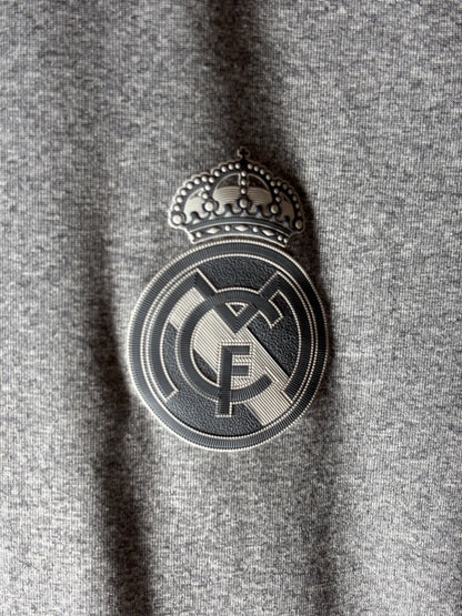 Camiseta visitante original del Real Madrid temporada 2015 Adidas