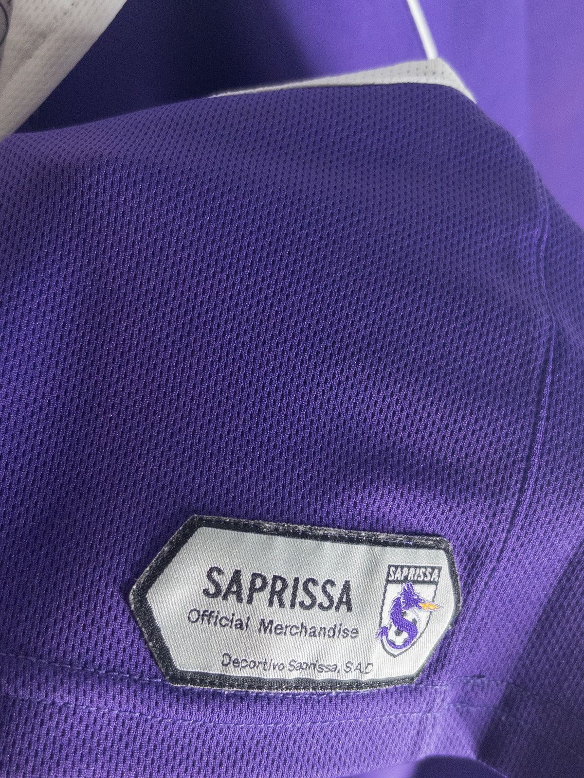 Patrocinador JVC en la camiseta local de Saprissa 2003 original