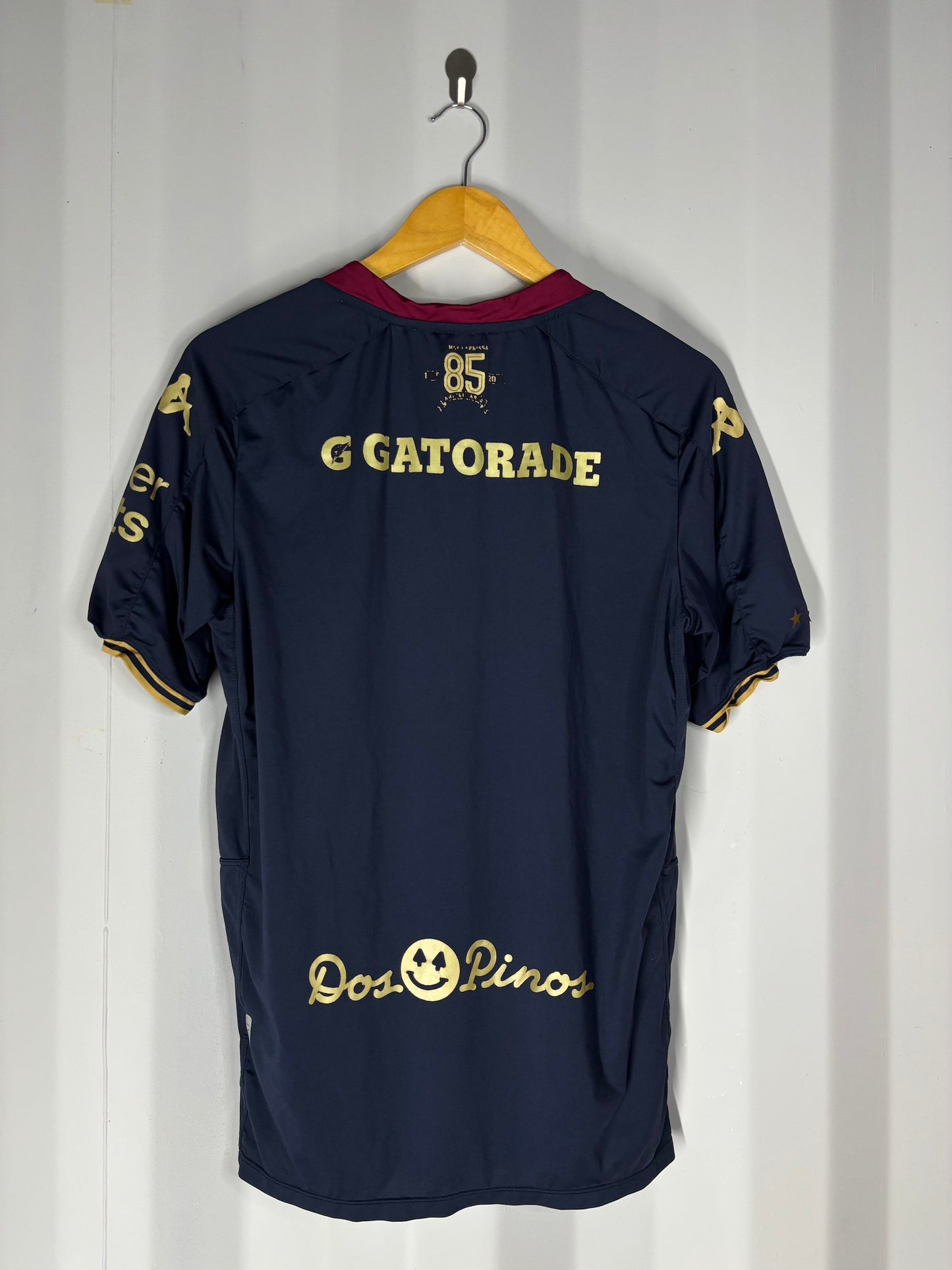 Tercer uniforme Saprissa 2020 azul back.