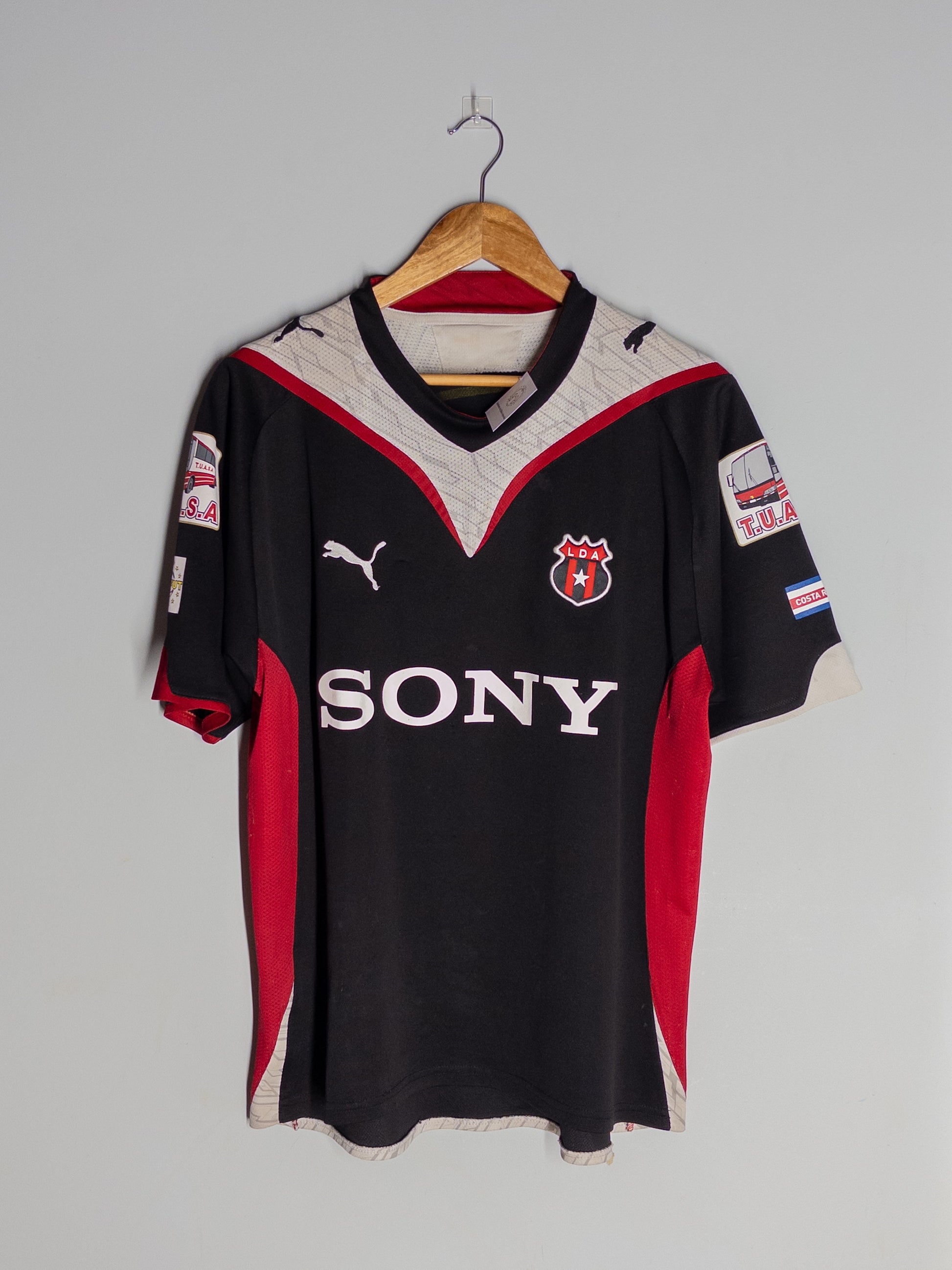 Tercer uniforme de Alajuelense Puma 2010 original 